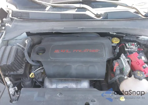 2020 Jeep Compass Limited 4X4 from USA, damaged, VIN 3C4NJDCB7LT168328